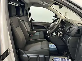 Used 2023 Vauxhall Vivaro Professional White - Interior and Exterior details 11