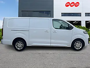 Used 2023 Vauxhall Vivaro Sportive Kaolin White - Interior and Exterior details 9