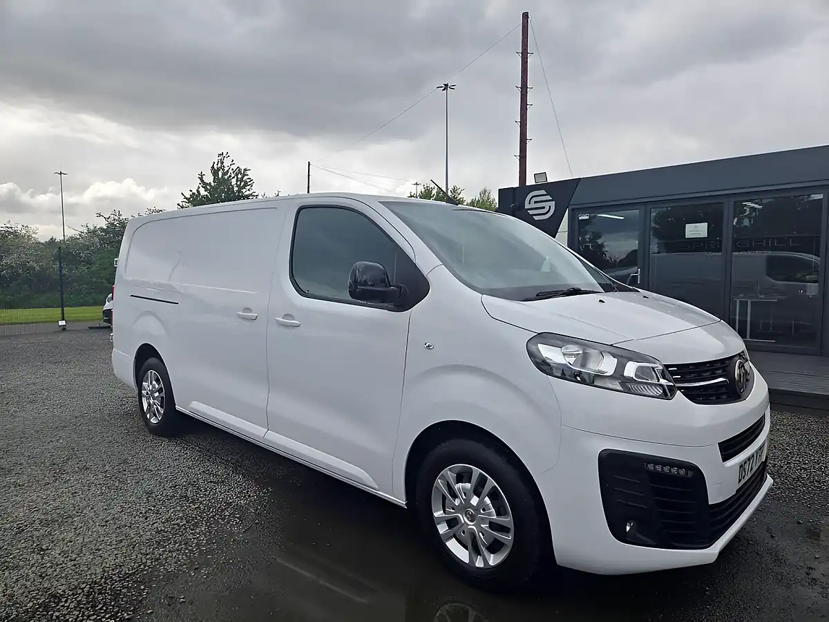Used 2023 Vauxhall Vivaro Sportive White - Front View