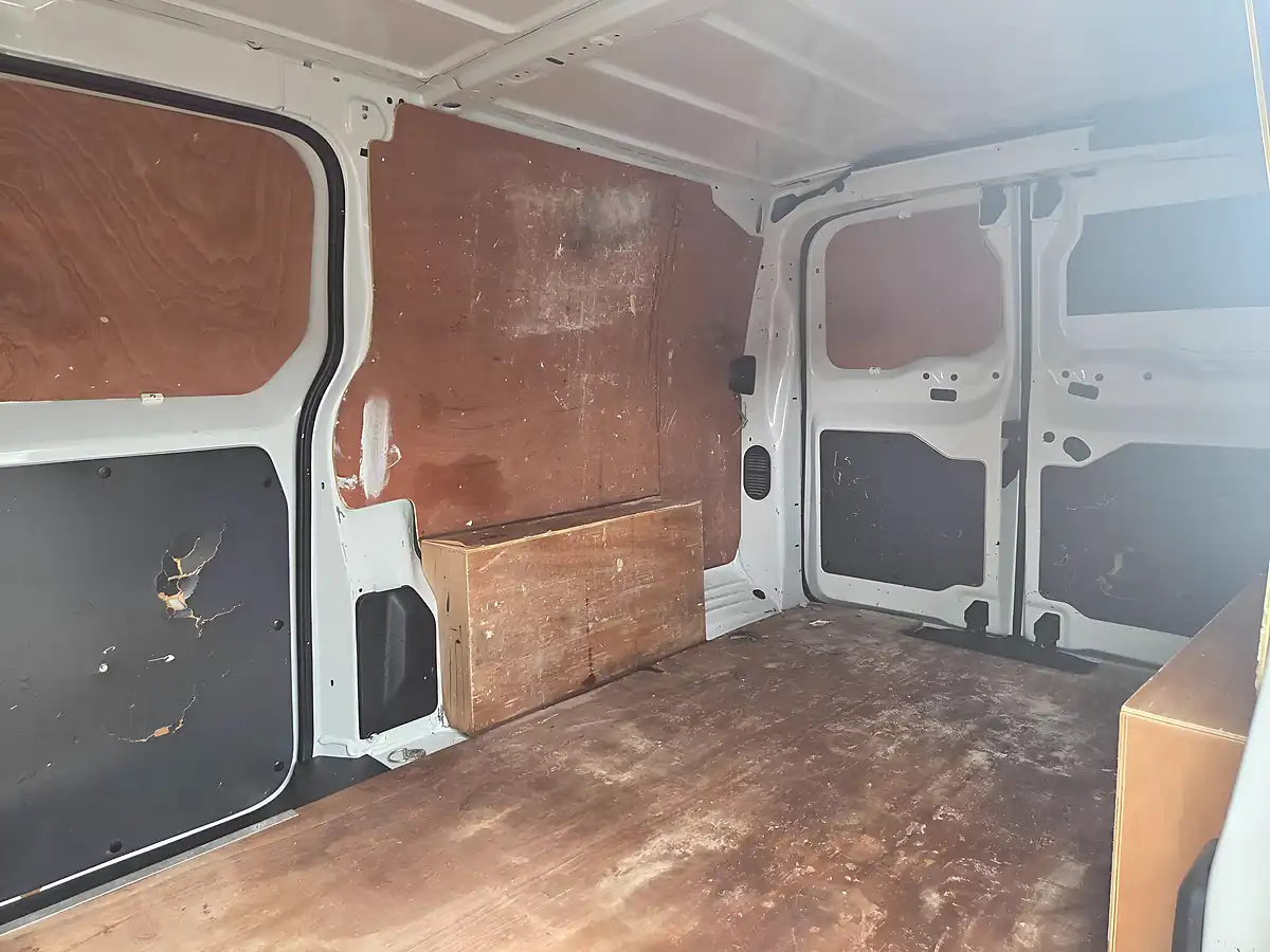 Used 2023 Vauxhall Vivaro Sportive White - Interior and Exterior details 14