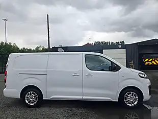 Used 2023 Vauxhall Vivaro Sportive White - Interior and Exterior details 3