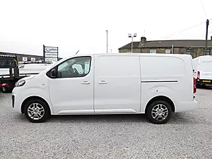 Used 2023 Vauxhall Vivaro Sportive White - Interior and Exterior details 9
