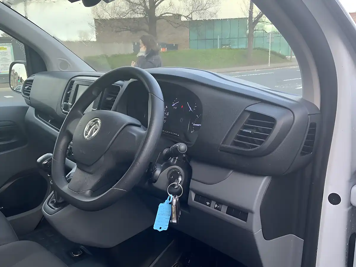 Used 2023 Vauxhall Vivaro Sportive White - Interior and Exterior details 13