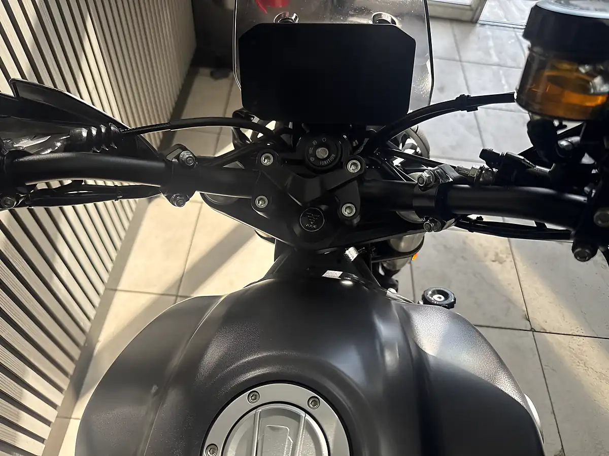 Used 2023 Voge Ac 525 X Black - Interior and Exterior details 11
