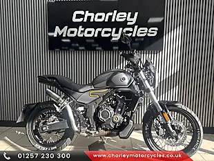 Used 2023 Voge Ac 525 X Black - Interior and Exterior details 14