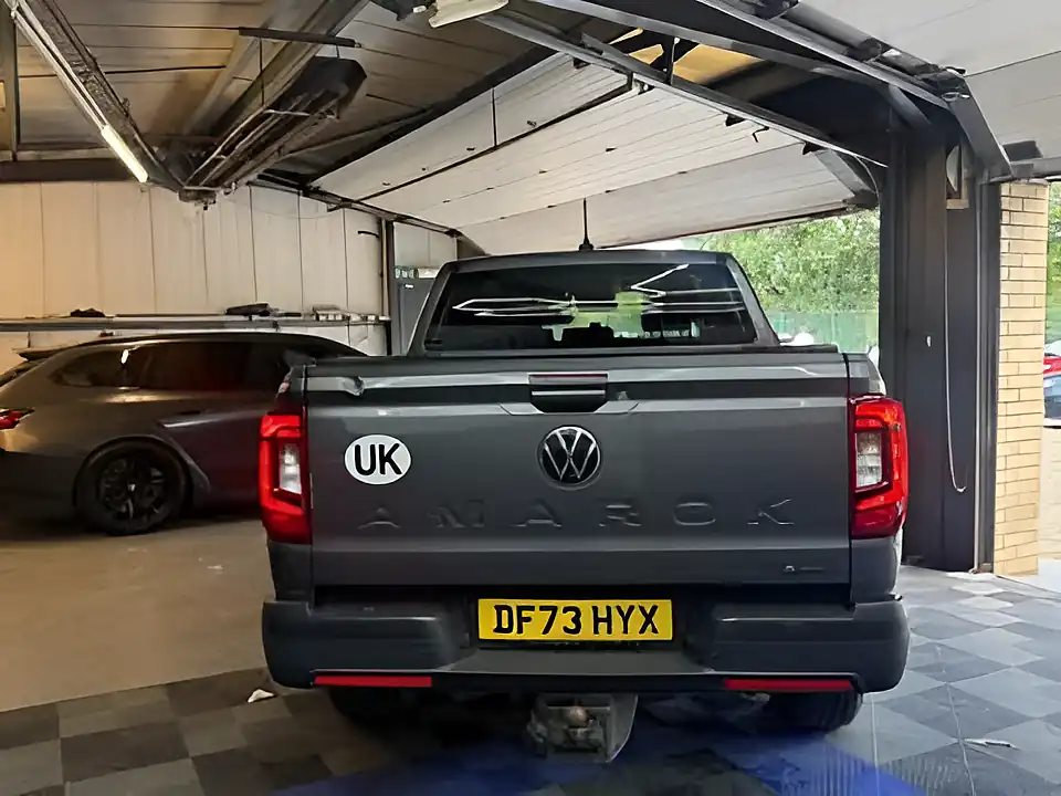 Used 2023 Volkswagen Amarok Life Grey - Interior and Exterior details 4