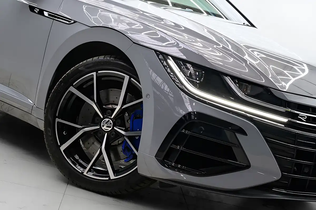 Used 2023 Volkswagen Arteon R Fastback Grey - Interior and Exterior details 2