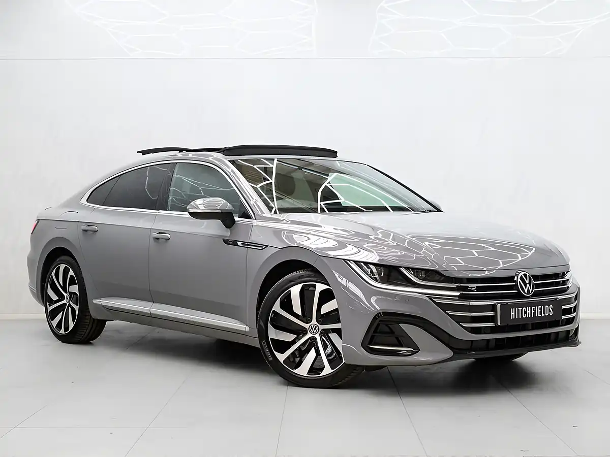 Used 2023 Volkswagen Arteon R-Line Fastback Grey - Front View