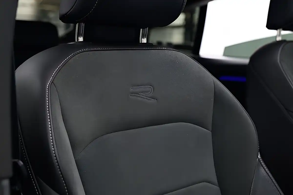 Used 2023 Volkswagen Arteon R-Line Fastback Grey - Interior and Exterior details 12