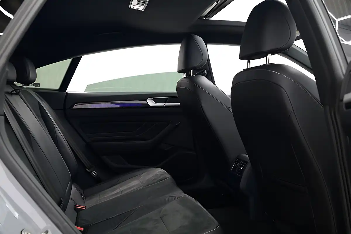 Used 2023 Volkswagen Arteon R-Line Fastback Grey - Interior and Exterior details 13