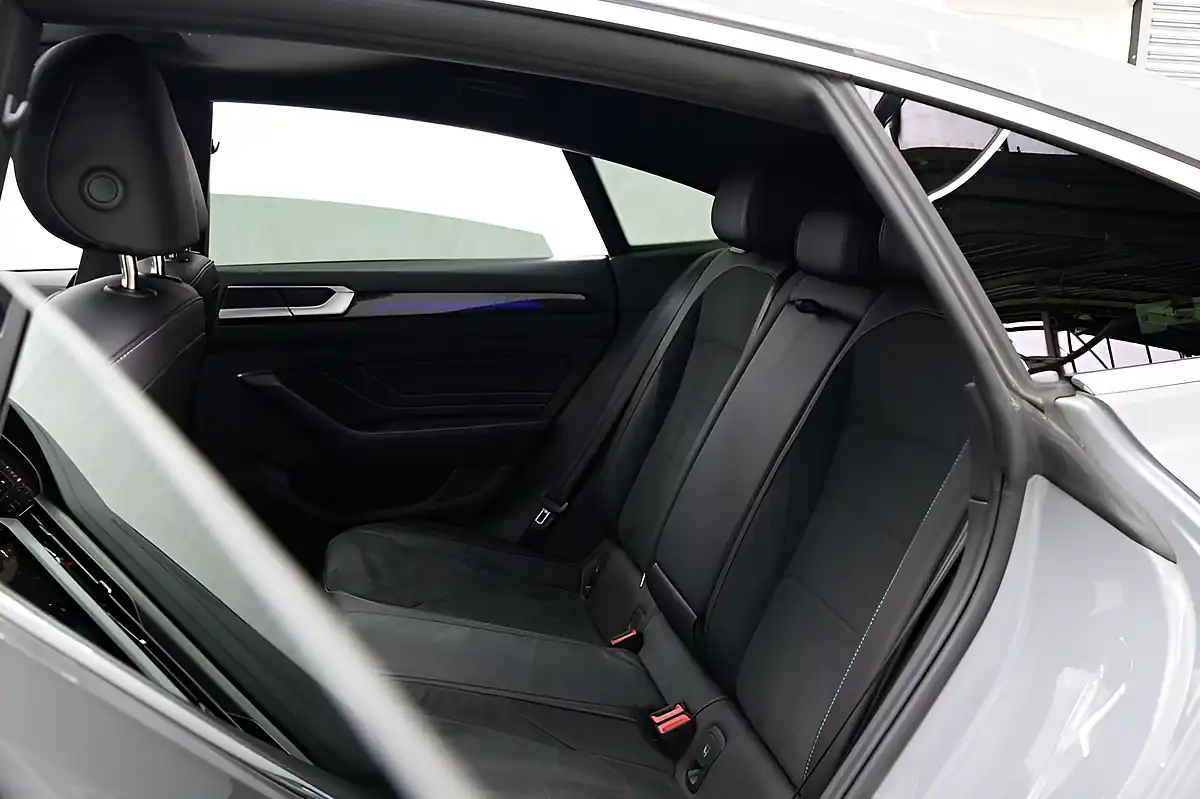 Used 2023 Volkswagen Arteon R-Line Fastback Grey - Interior and Exterior details 14