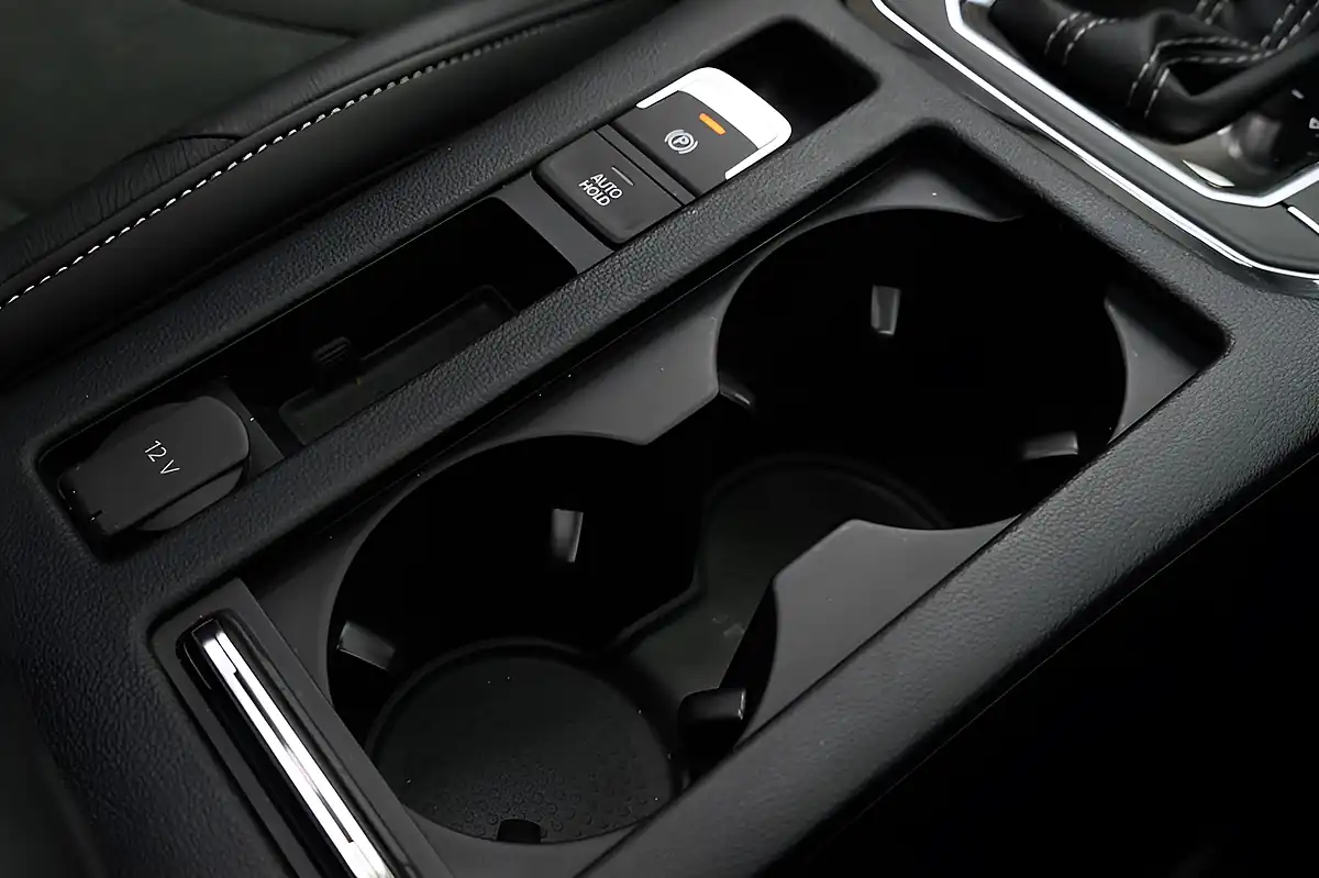 Used 2023 Volkswagen Arteon R-Line Fastback Grey - Interior and Exterior details 18