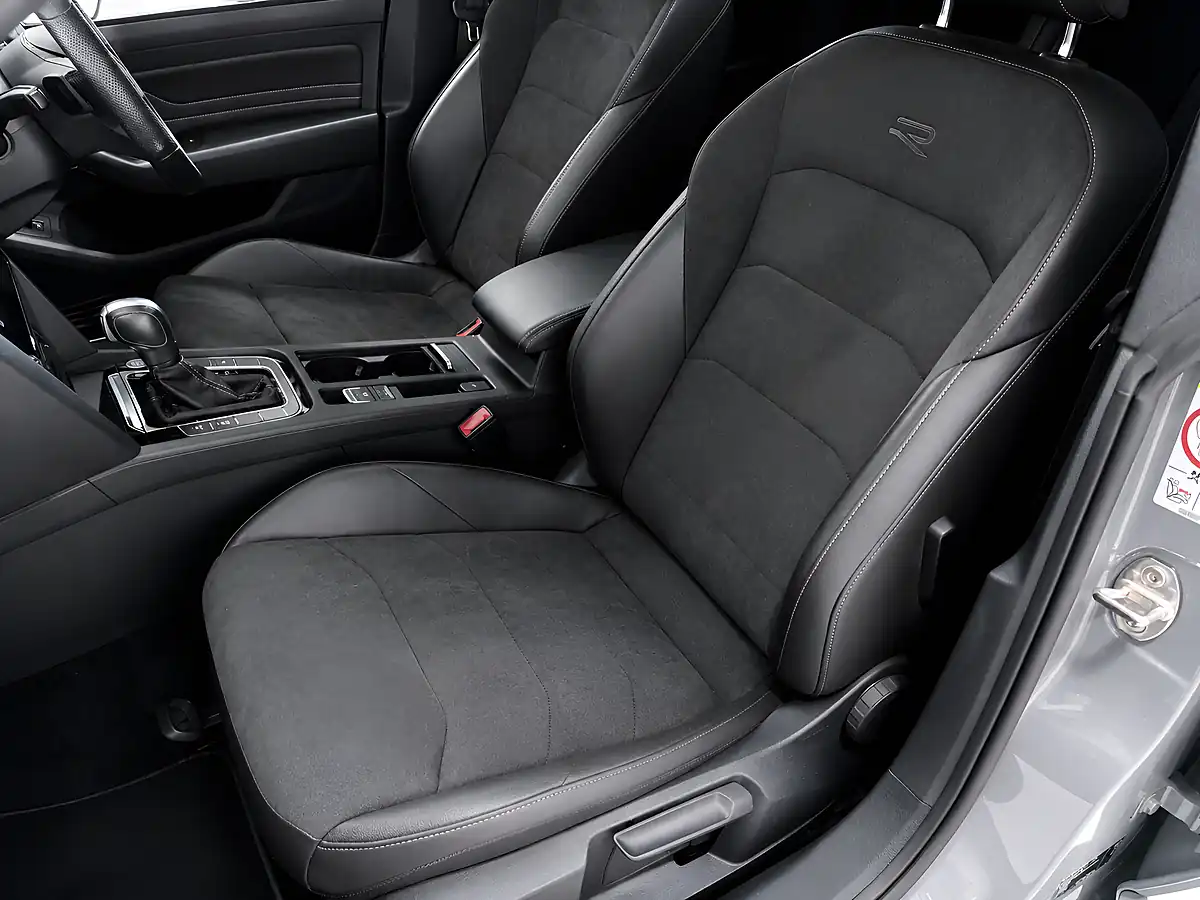 Used 2023 Volkswagen Arteon R-Line Shooting Brake Grey - Interior and Exterior details 13