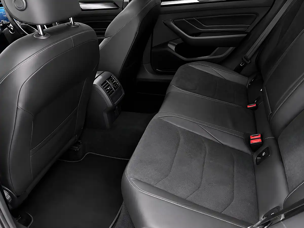Used 2023 Volkswagen Arteon R-Line Shooting Brake Grey - Interior and Exterior details 18