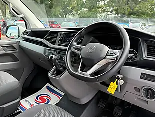 Used 2023 Volkswagen Autohaus Ashton 94 T28 Pure White - Interior and Exterior details 10