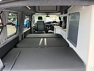 Used 2023 Volkswagen Autohaus Ashton 94 T28 Pure White - Interior and Exterior details 18