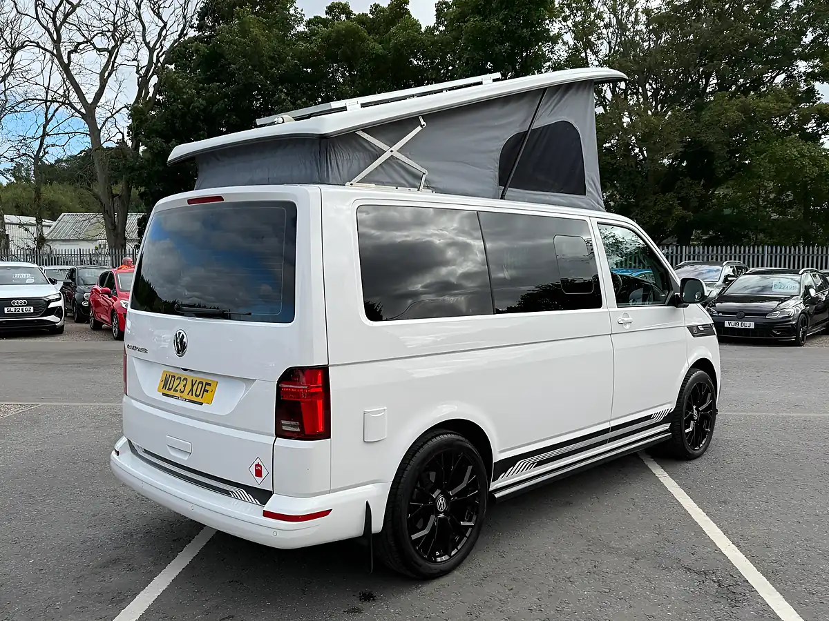 Used 2023 Volkswagen Autohaus Ashton 94 T28 Pure White - Interior and Exterior details 5