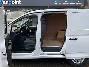Used 2023 Volkswagen Caddy C20 Commerce Plus White - Interior and Exterior details 11