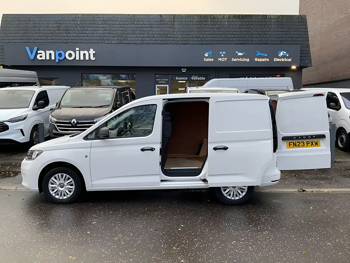Used 2023 Volkswagen Caddy C20 Commerce Plus White - Interior and Exterior details 9