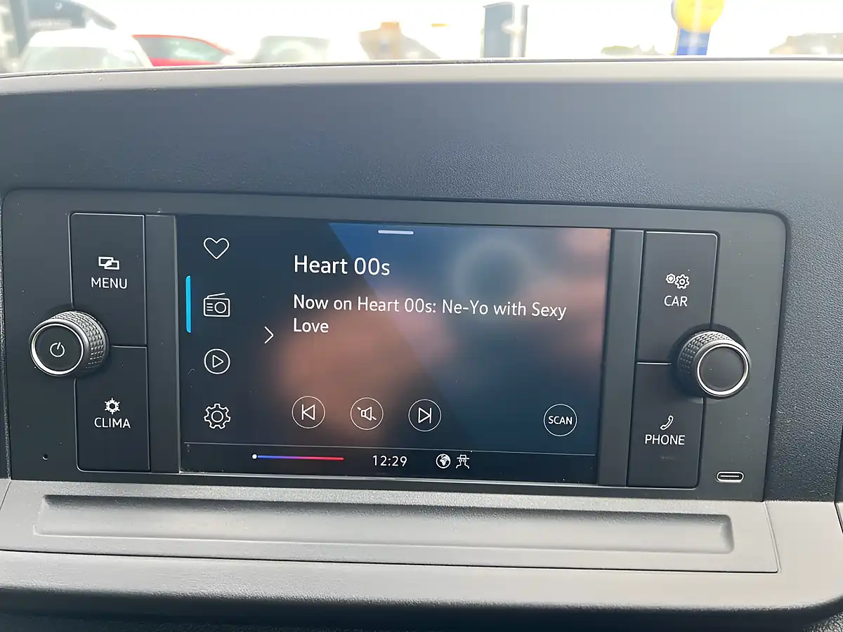 Used 2023 Volkswagen Caddy Commerce Plus Black - Interior and Exterior details 16