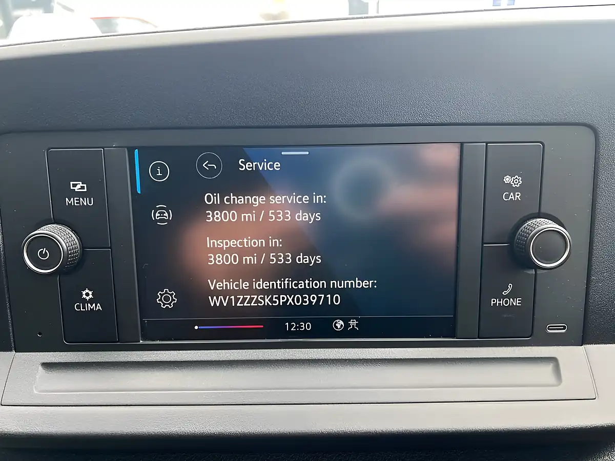 Used 2023 Volkswagen Caddy Commerce Plus Black - Interior and Exterior details 17