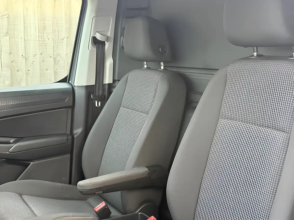 Used 2023 Volkswagen Caddy Commerce Plus Grey - Interior and Exterior details 20