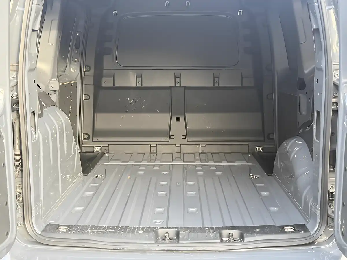 Used 2023 Volkswagen Caddy Commerce Plus Grey - Interior and Exterior details 7