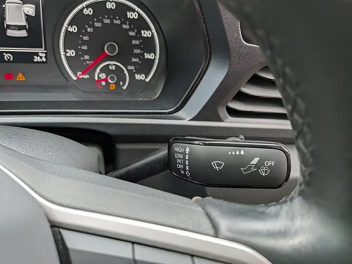 Used 2023 Volkswagen Caddy Commerce Plus Swb Black - Interior and Exterior details 15