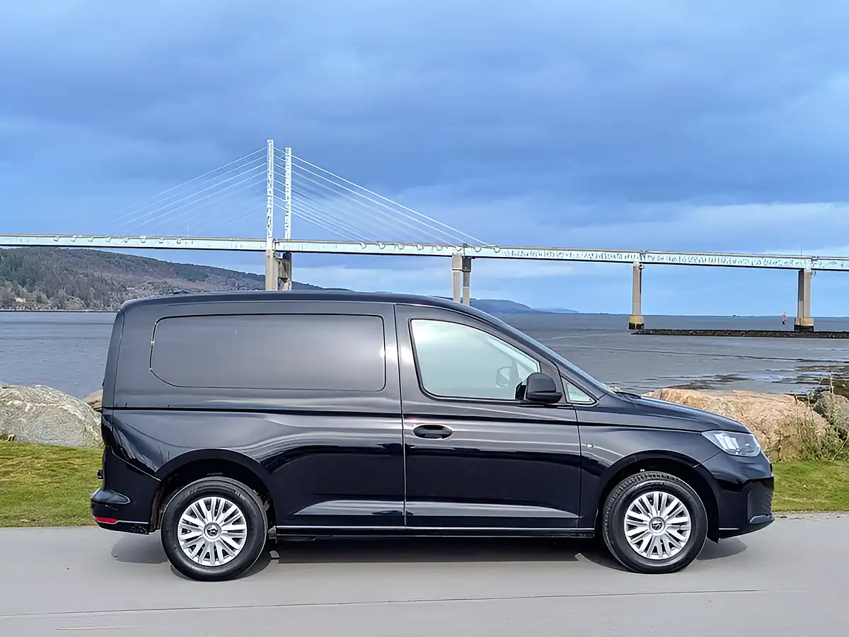 Used 2023 Volkswagen Caddy Commerce Plus Swb Black - Interior and Exterior details 4