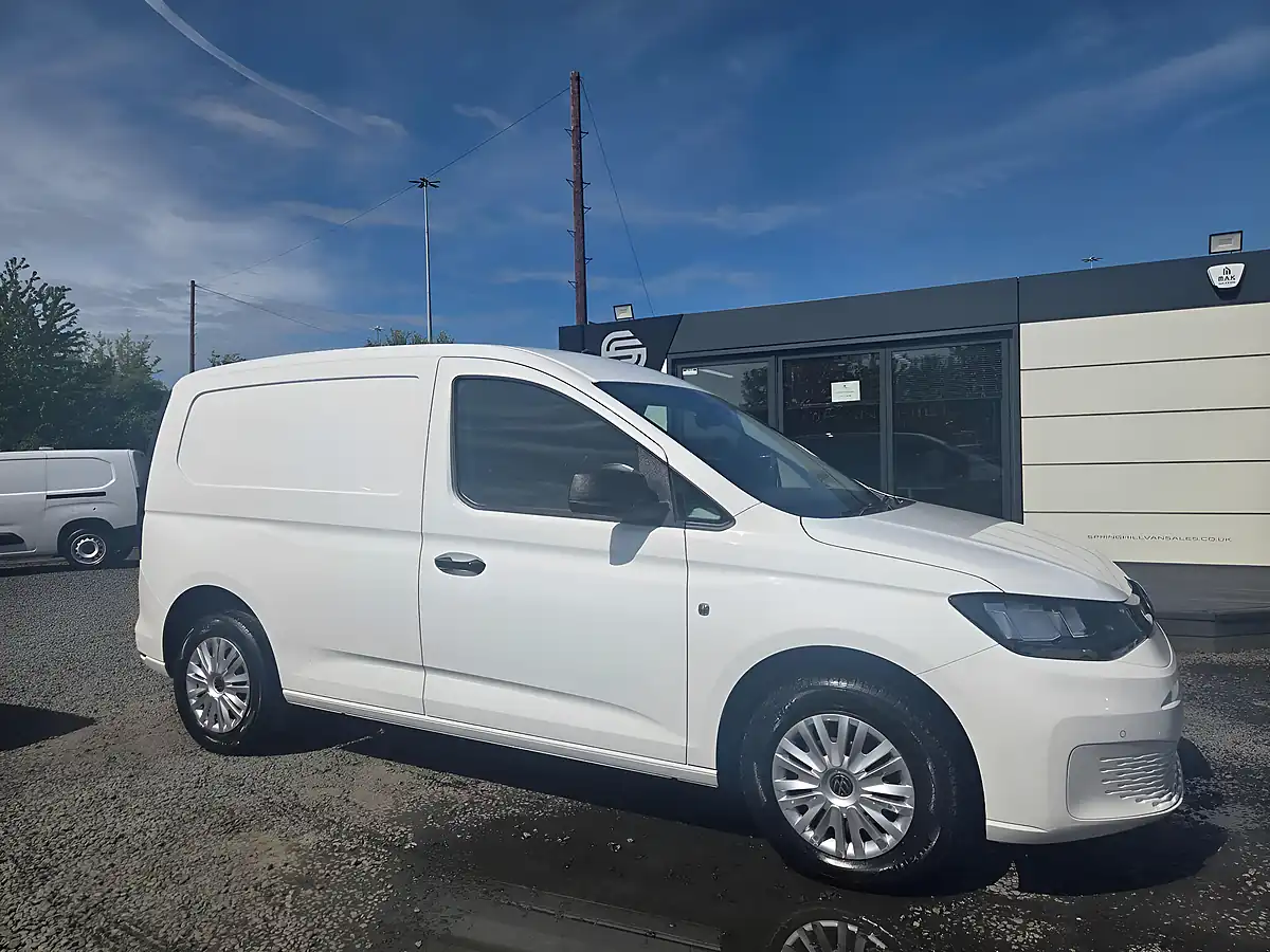 Used 2023 Volkswagen Caddy Commerce Plus White - Interior and Exterior details 2