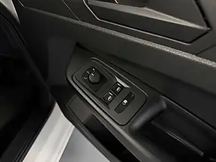 Used 2023 Volkswagen Caddy Commerce Plus White - Interior and Exterior details 14