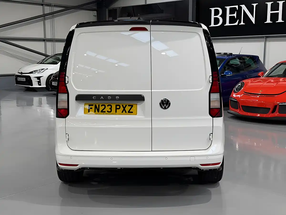 Used 2023 Volkswagen Caddy Commerce Plus White - Interior and Exterior details 19