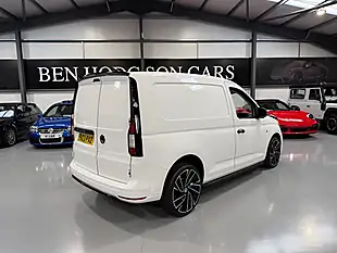 Used 2023 Volkswagen Caddy Commerce Plus White - Interior and Exterior details 6