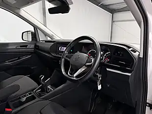Used 2023 Volkswagen Caddy Commerce Plus White - Interior and Exterior details 8