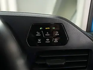 Used 2023 Volkswagen Caddy Commerce Pro Costa Azul Metallic - Interior and Exterior details 15
