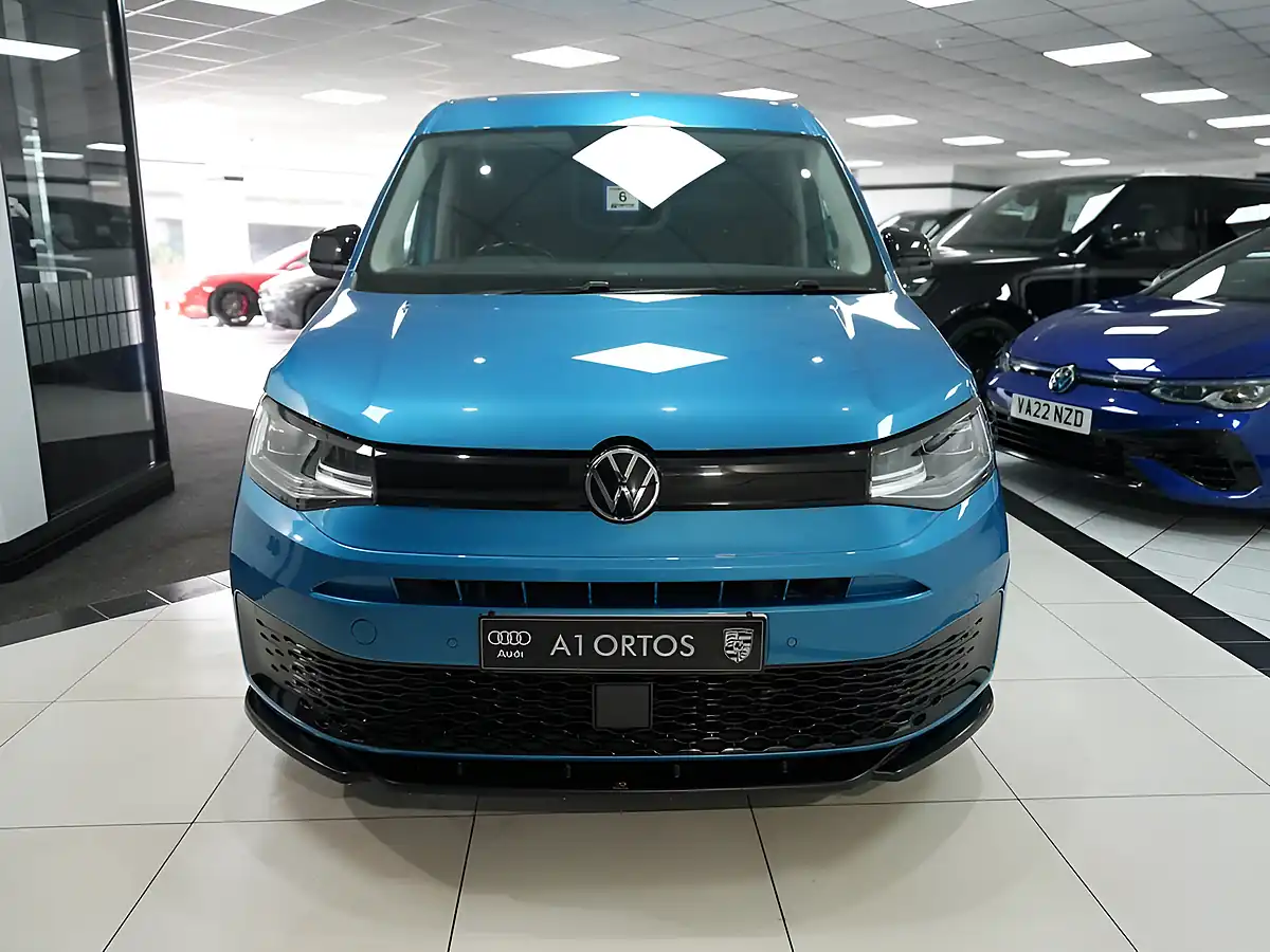 Used 2023 Volkswagen Caddy Commerce Pro Costa Azul Metallic - Interior and Exterior details 2
