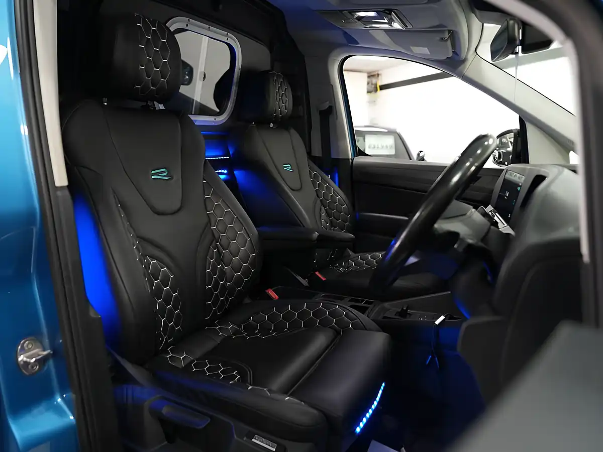 Used 2023 Volkswagen Caddy Commerce Pro Costa Azul Metallic - Interior and Exterior details 3