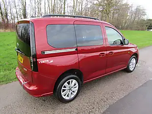 Used 2023 Volkswagen Caddy Life Swb Red - Interior and Exterior details 5