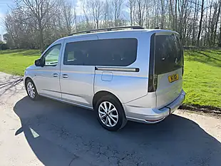 Used 2023 Volkswagen Caddy Maxi Life Silver - Interior and Exterior details 5