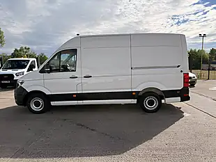Used 2023 Volkswagen Crafter CR35 Trendline White - Interior and Exterior details 7