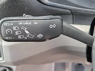 Used 2023 Volkswagen Crafter Lwb 6 SEAT Combi White - Interior and Exterior details 8