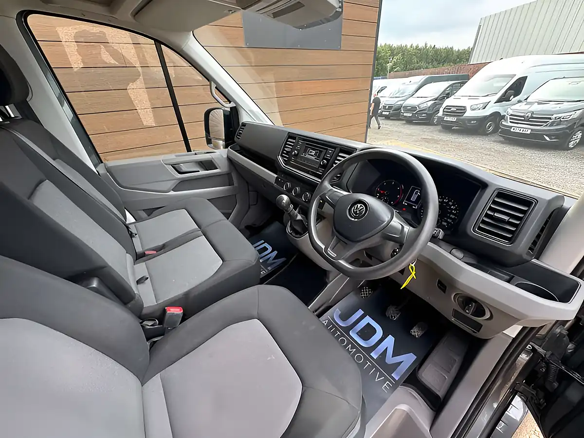 Used 2023 Volkswagen Crafter Startline Grey - Interior and Exterior details 15