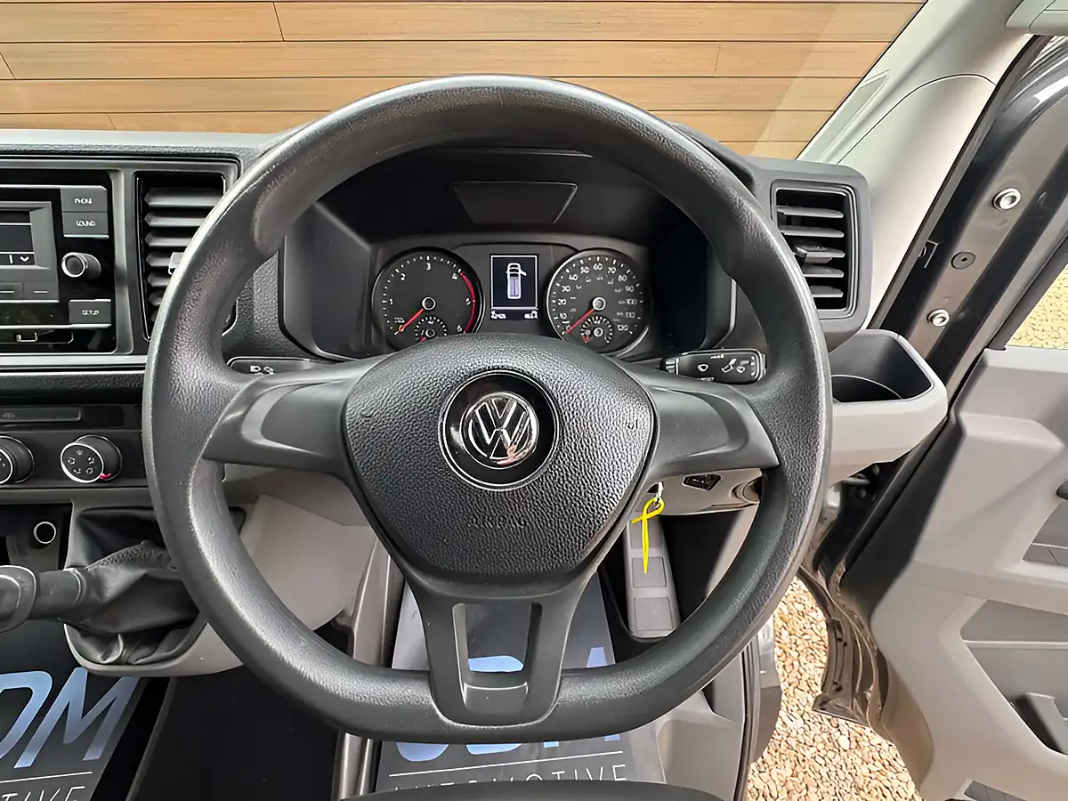 Used 2023 Volkswagen Crafter Startline Grey - Interior and Exterior details 18