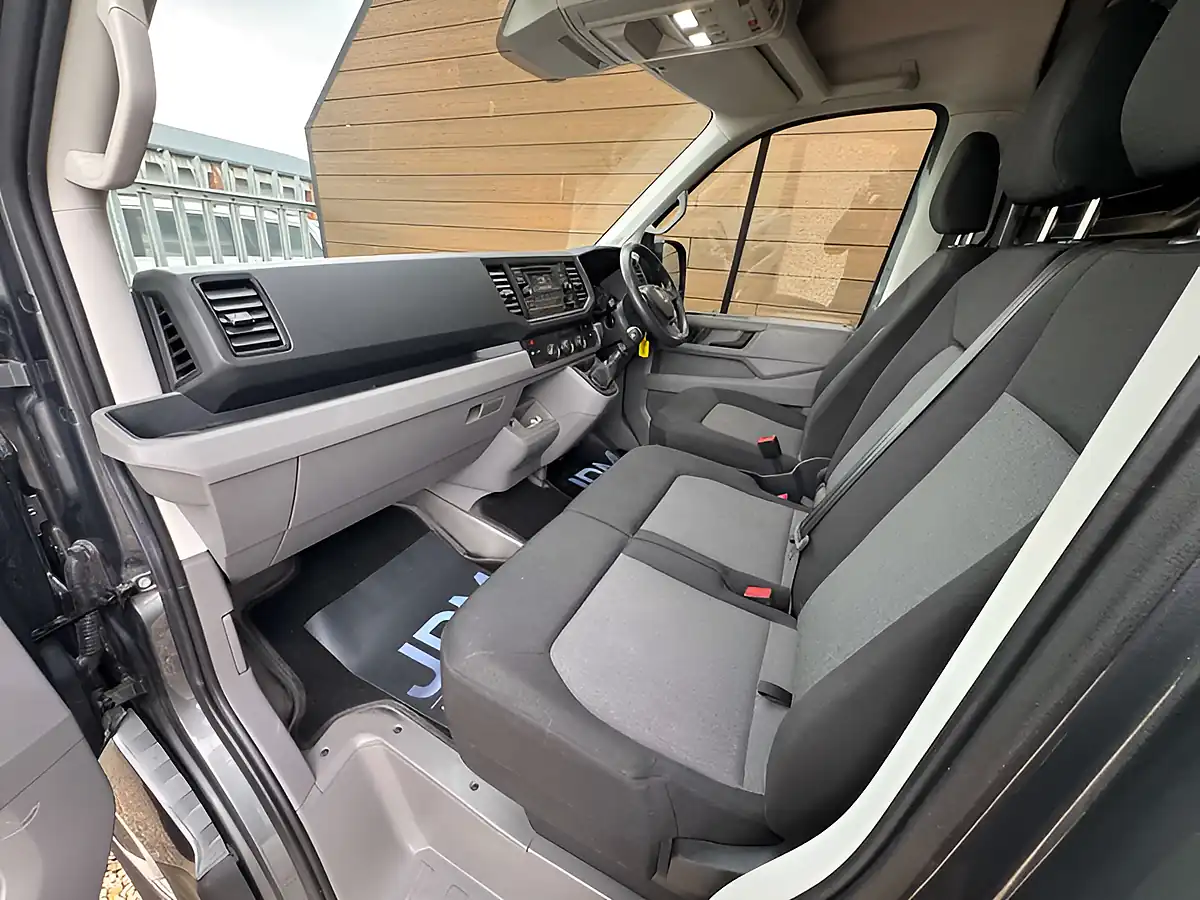 Used 2023 Volkswagen Crafter Startline Grey - Interior and Exterior details 19