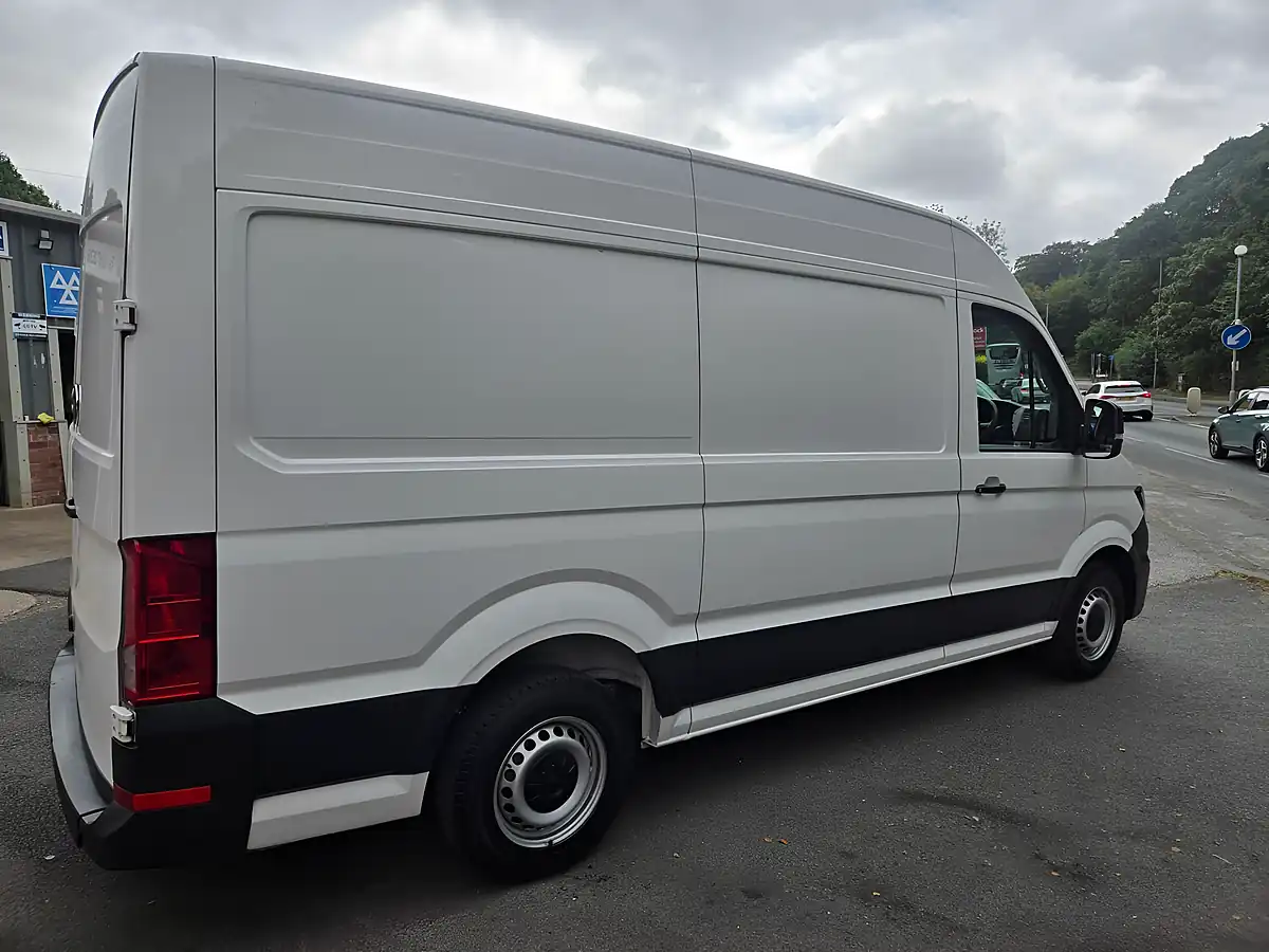 Used 2023 Volkswagen Crafter Startline High Roof White - Interior and Exterior details 12