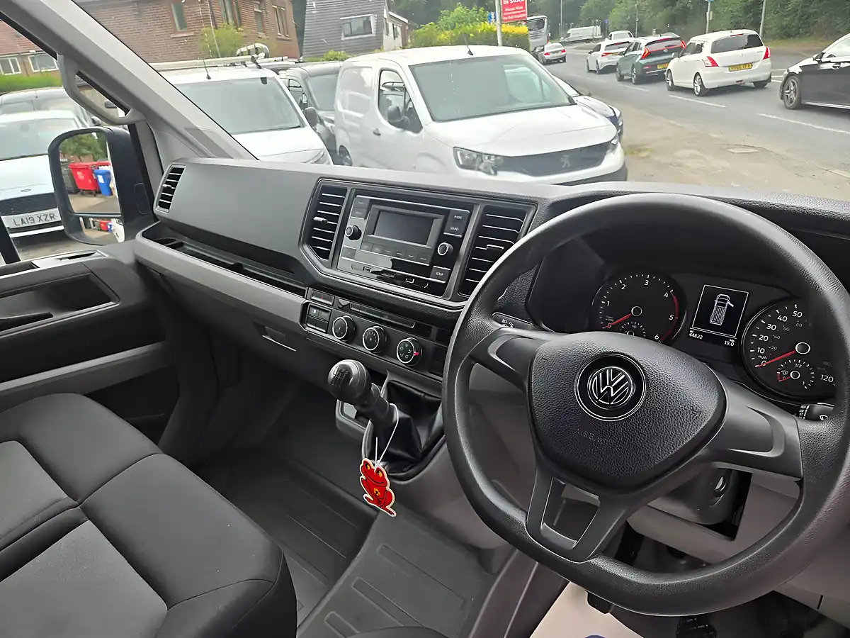 Used 2023 Volkswagen Crafter Startline High Roof White - Interior and Exterior details 16