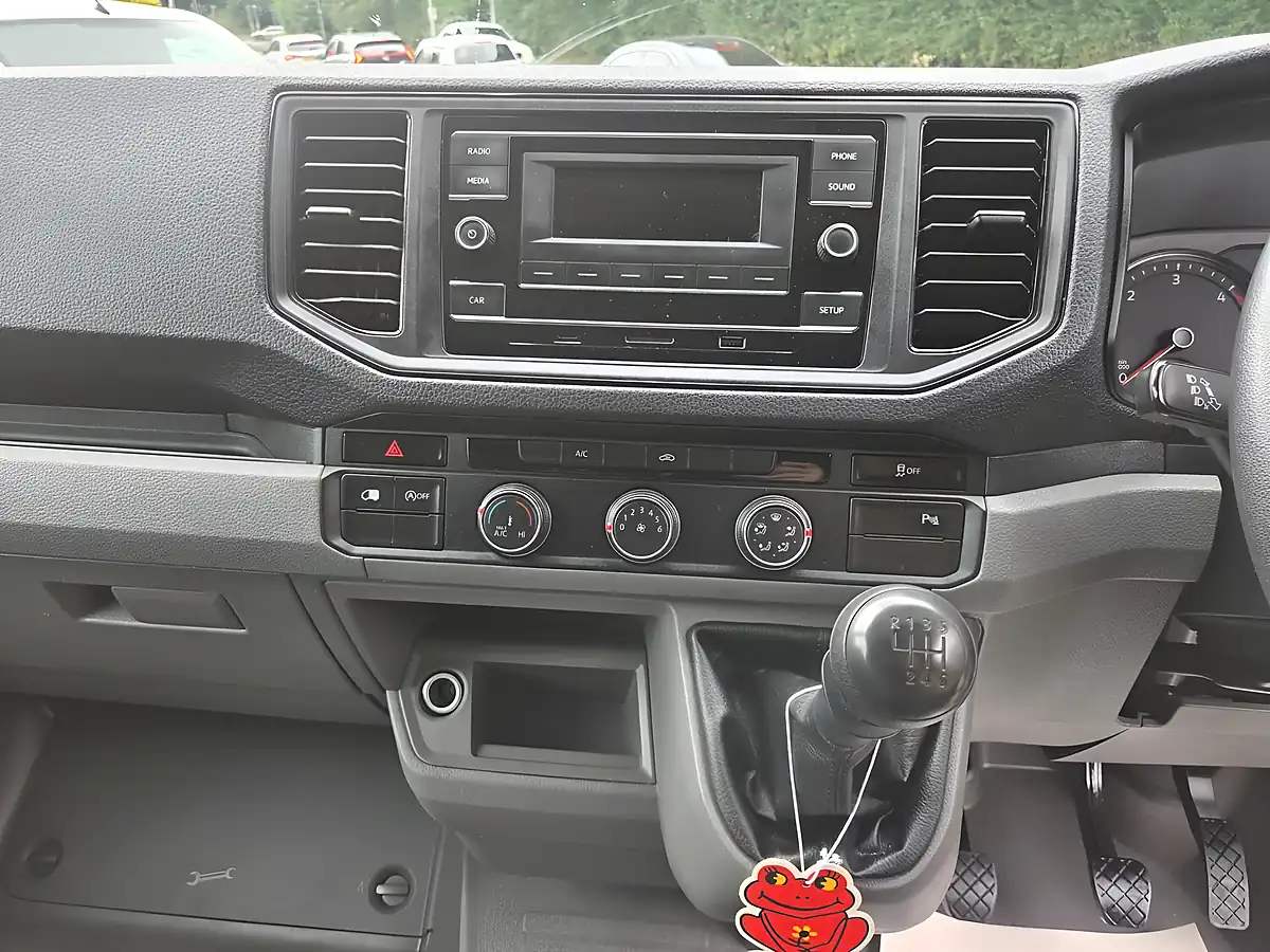 Used 2023 Volkswagen Crafter Startline High Roof White - Interior and Exterior details 17