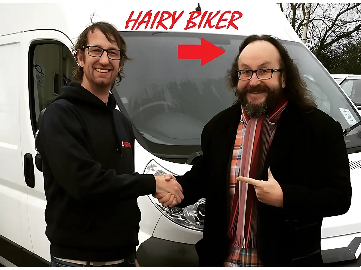 Used 2023 Volkswagen Crafter Startline L2H2 White - Interior and Exterior details 19