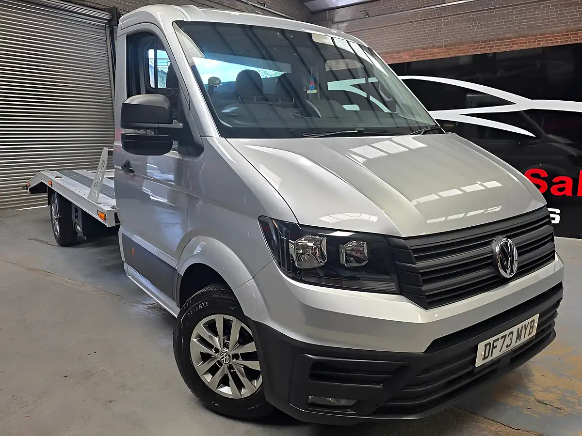Used 2023 Volkswagen Crafter Startline Silver - Front View