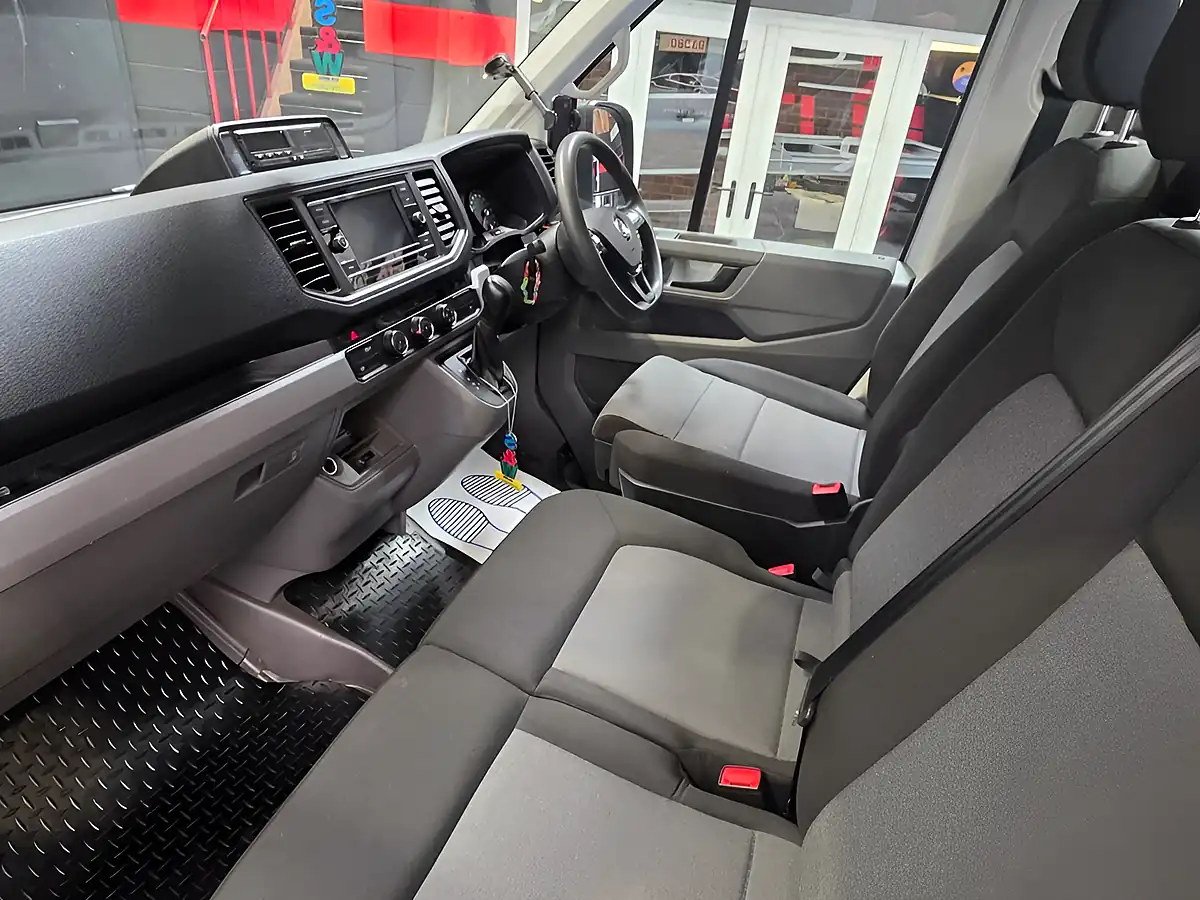 Used 2023 Volkswagen Crafter Startline Silver - Interior and Exterior details 15